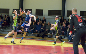 Victoire contre Le Teil, le jeu des bleus soulève l'enthousiasme du public.